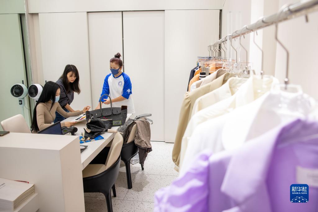 浙江柯桥:从丝到布到衣的“国际纺都”